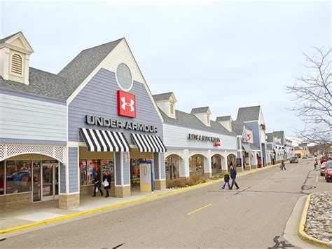 howell outlet stores.